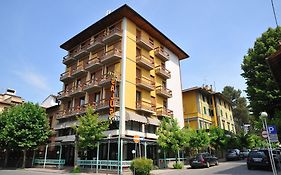 Hotel Salus
